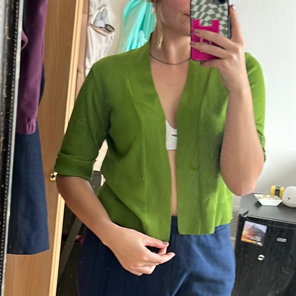 Green cropped cardigan, verve ami, size medium